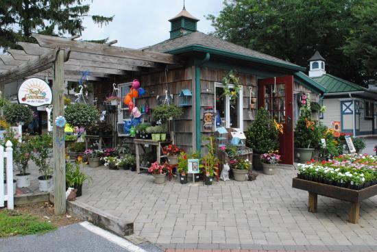 Kitchen Kettle Village