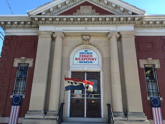 American Military Edged Weaponry Museum